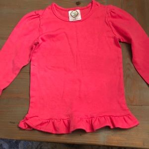 5t pink Blank Boutique top!